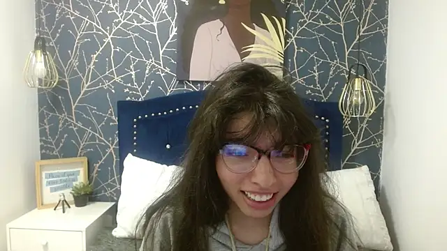 Snapshot of Allyshon_ chatting on 05-29-26, 07:45 Allyshon online show from 05-29-26, 07:45