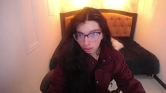 Snapshot of Allyshon_ chatting on 06-30-26, 07:48 Allyshon online show from 06-30-26, 07:48