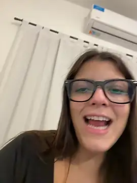 lilylovelesss online show from 05-28-26, 01:25