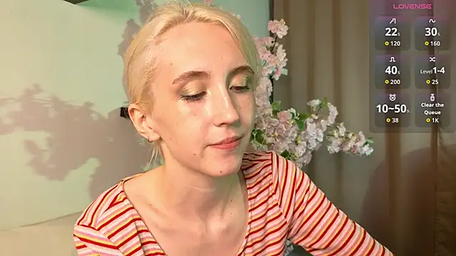 Elen  Moore online show from 06-05-26, 10:43