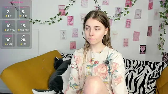 Honey Lia online show from 06-12-26, 10:14
