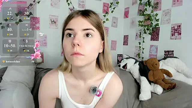 Honey Lia online show from 06-18-26, 10:09