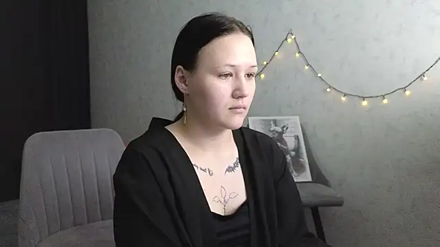 Snapshot of Tori_cute chatting on 05-22-26, 12:29 Tori cute online show from 05-22-26, 12:29