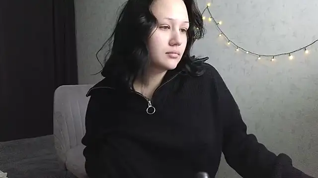 Snapshot of Tori_cute chatting on 05-23-26, 12:16 Tori cute online show from 05-23-26, 12:16