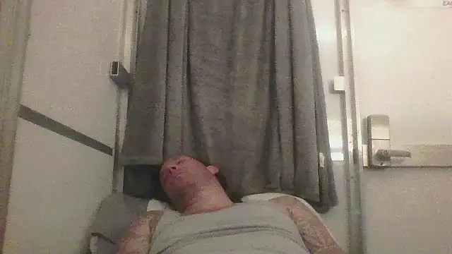 Snapshot of brazybooty92 chatting on 06-13-26, 08:45 brazybooty92 online show from 06-13-26, 08:45