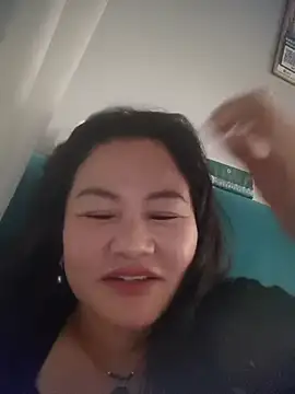 Snapshot of FXF-01 chatting on 05-28-26, 07:05 FXF-01 online show from 05-28-26, 07:05