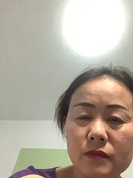 Snapshot of tongfy chatting on 06-09-26, 11:11 tongfy online show from 06-09-26, 11:11