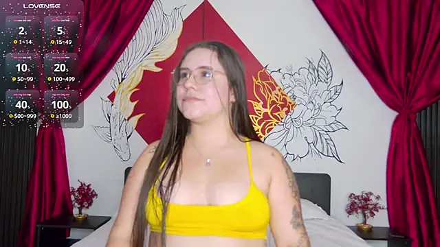 Snapshot of Lia_Avalon chatting on 06-10-26, 12:04 Lia Avalon online show from 06-10-26, 12:04