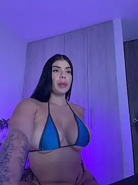 Snapshot of Danilopez3 chatting on 05-21-26, 01:12 Danilopez3 online show from 05-21-26, 01:12