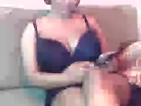 Snapshot of Kita001 chatting on 07-09-26, 11:53 Kita001 online show from 07-09-26, 11:53