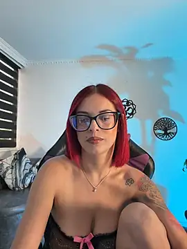 Snapshot of HaileeBeer_ chatting on 05-21-26, 09:55 HaileeBeer online show from 05-21-26, 09:55