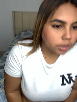 Snapshot of valentinams chatting on 06-05-26, 02:34 valentinams online show from 06-05-26, 02:34