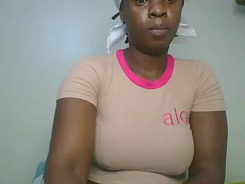 Snapshot of magicpussyy1 chatting on 06-24-26, 10:09 magicpussyy1 online show from 06-24-26, 10:09