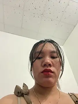Suki-love online show from 05-20-26, 12:22