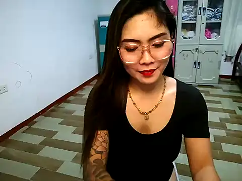 Snapshot of Sexynica chatting on 06-30-26, 02:29 Sexynica online show from 06-30-26, 02:29