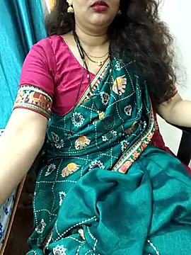 Snapshot of kavyabhabhi chatting on 06-26-26, 04:33 kavyabhabhi online show from 06-26-26, 04:33