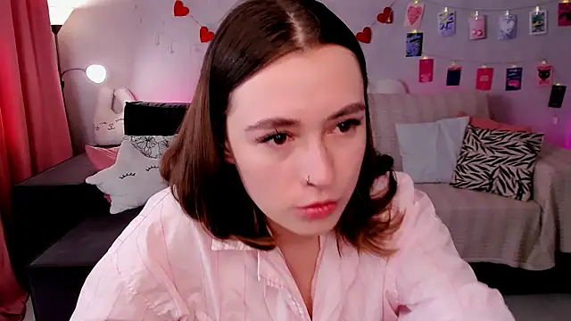 polly pop  online show from 06-17-26, 09:12