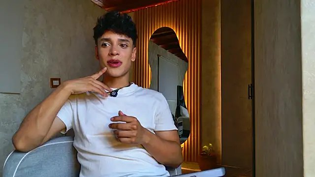 Ander asford77 online show from 06-03-26, 12:19