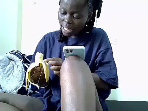 ebonycurvedass online show from 06-18-26, 10:30