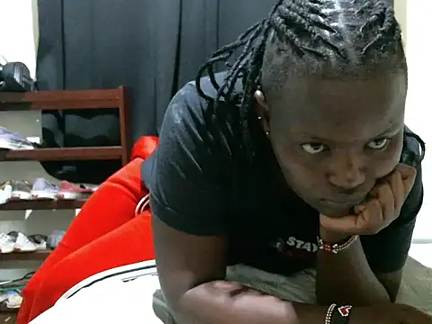 Snapshot of dark-ebonie chatting on 05-29-26, 10:24 dark-ebonie online show from 05-29-26, 10:24