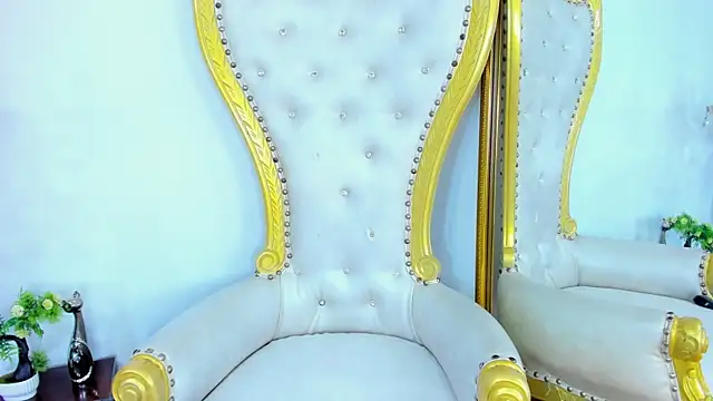 Melody Robinss online show from 05-25-26, 02:01