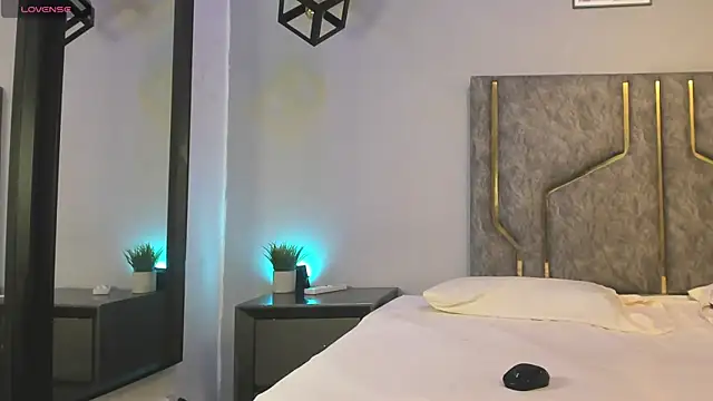 miaakittyy online show from 06-27-26, 11:37