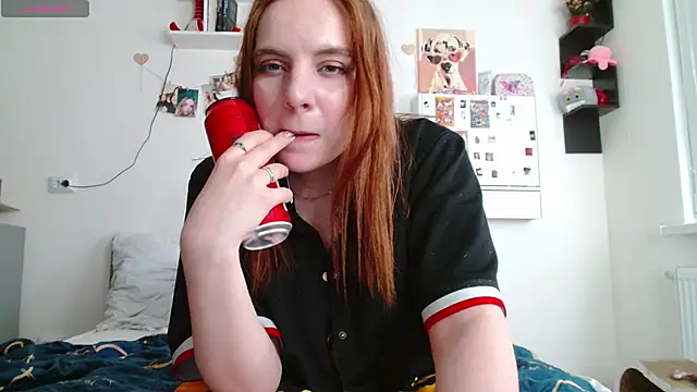 Candy Queen   online show from 05-26-26, 04:25
