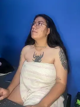 Snapshot of Gaby-mendez chatting on 06-02-26, 02:30 Gaby-mendez online show from 06-02-26, 02:30