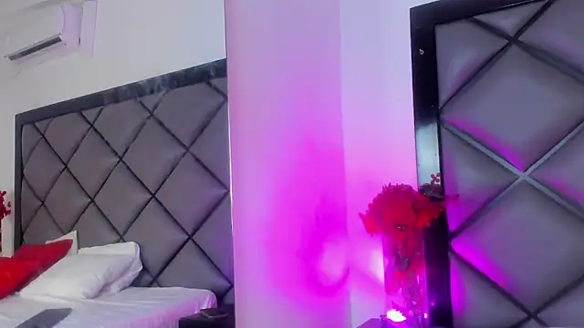 IsabellaVillalobos online show from 06-02-26, 01:35