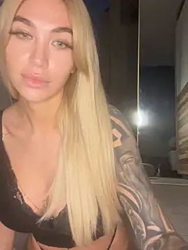 Snapshot of Inked_Angel1 chatting on 06-04-26, 07:31 Inked Angel1 online show from 06-04-26, 07:31
