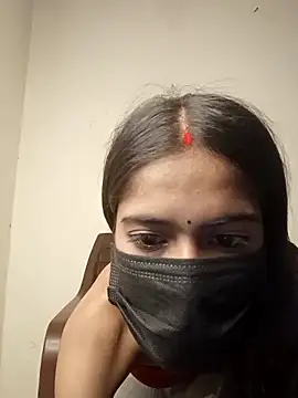 Snapshot of Yogita51 chatting on 06-05-26, 06:52 Yogita51 online show from 06-05-26, 06:52