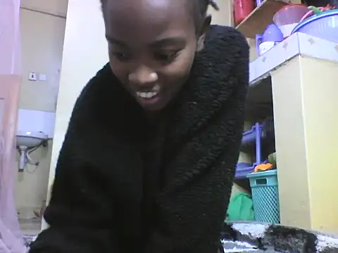 Snapshot of aliana082169 chatting on 06-25-26, 09:41 aliana082169 online show from 06-25-26, 09:41