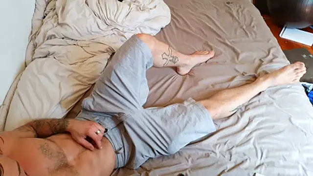 Clevername90 online show from 04-10-26, 07:29