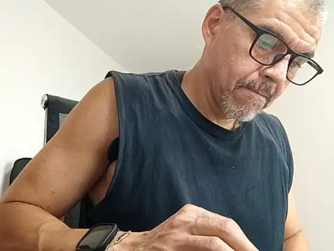 Gaceru01006 online show from 07-01-26, 02:51