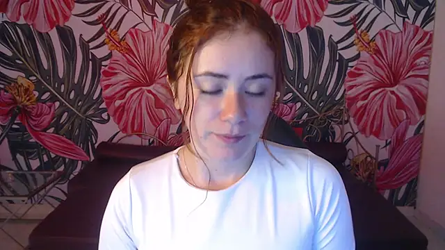 Snapshot of Jenni_arango_ chatting on 06-19-26, 01:04 Jenni arango online show from 06-19-26, 01:04