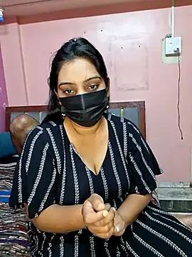Hornyreshma online show from 06-10-26, 10:14