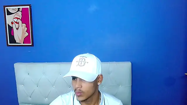 Angel foxc13 online show from 06-07-26, 03:21