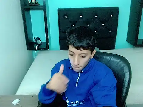 Snapshot of jl_brayan12 chatting on 05-22-26, 06:13 jl brayan12 online show from 05-22-26, 06:13