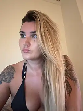thebeachyblonde online show from 07-17-26, 02:18