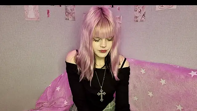 Snapshot of VelvetAlice chatting on 06-12-26, 09:25 VelvetAlice online show from 06-12-26, 09:25