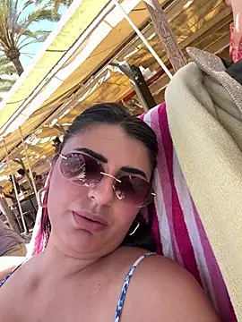 Snapshot of Velvet_Lifa chatting on 07-08-26, 01:59 Velvet Lifa online show from 07-08-26, 01:59