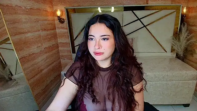 Snapshot of Kiara_Moon_r chatting on 07-15-26, 03:23 Kiara Moon r online show from 07-15-26, 03:23