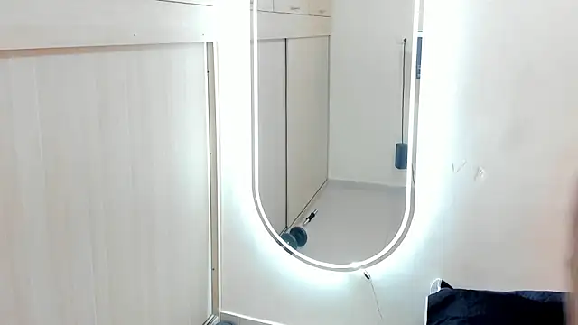 Chirs Arthus online show from 06-20-26, 10:45