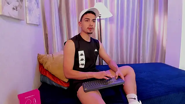 willy diamond online show from 06-10-26, 07:02