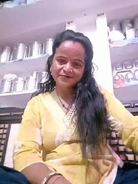 Snapshot of Cut_payi chatting on 06-11-26, 06:39 Cut payi online show from 06-11-26, 06:39