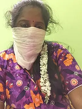 Snapshot of VelvetDollRivitha chatting on 05-27-26, 05:32 VelvetDollRivitha online show from 05-27-26, 05:32