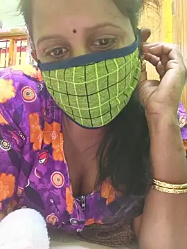 Snapshot of VelvetDollRivitha chatting on 05-28-26, 06:32 VelvetDollRivitha online show from 05-28-26, 06:32