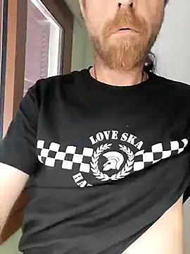 Snapshot of Toni13_1983 chatting on 07-09-26, 10:08 Toni13 1983 online show from 07-09-26, 10:08