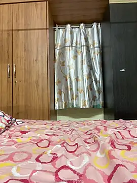 Snapshot of syntaxbear chatting on 06-21-26, 11:24 syntaxbear online show from 06-21-26, 11:24