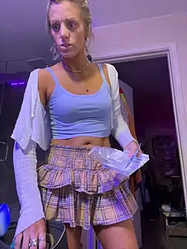 ReverseCowgirl713 online show from 05-29-26, 06:00